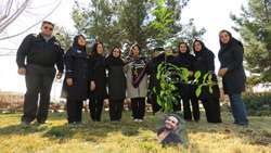 کاشت نهال به یاد  سینا سنایی نژاد یکی از اهدا کنندگان عضو درمرکز آموزشی ،پژوهشی ودرمانی کوثر