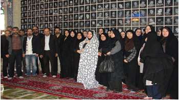 تجدید میثاق پرسنل بیمارستان کوثر با شهدا