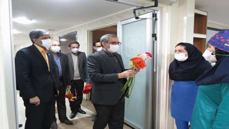  حضور دکتر گلرو نماینده مردم سمنان ،مهدیشهرو سرخه در مجلس شورای اسلامی در بیمارستان کوثر به مناسبت روز پرستار