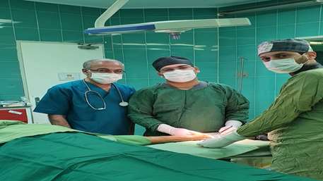  اولین عمل اورژانسی سال 1401 در مرکز آموزشی پژوهشی و درمانی کوثر سمنان