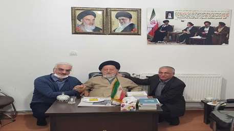  دیدار سرپرست بیمارستان کوثر با نماینده مردم استان سمنان در مجلس خبرگان رهبری