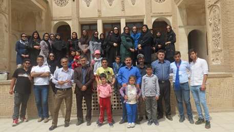  برگزاری اردوی تفریحی کاشان جهت پرسنل مرکز آموزشی پژوهشی درمانی کوثر سمنان